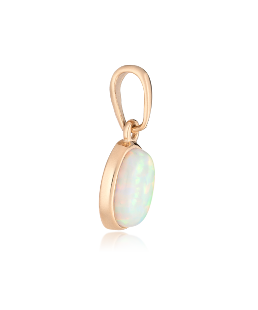 Gold pendant with opal
