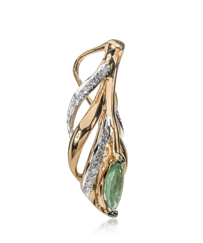 Yellow gold pendant with diamonds and emerald