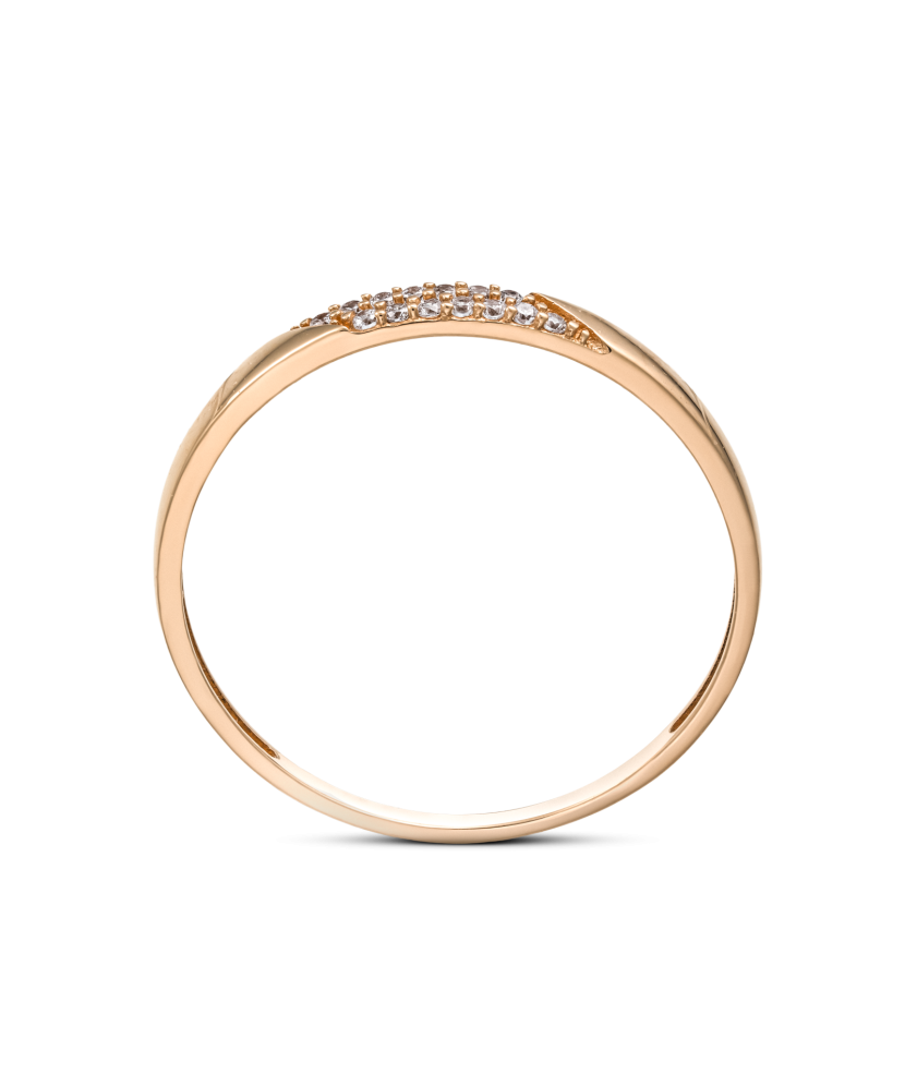Gold ring with zircons