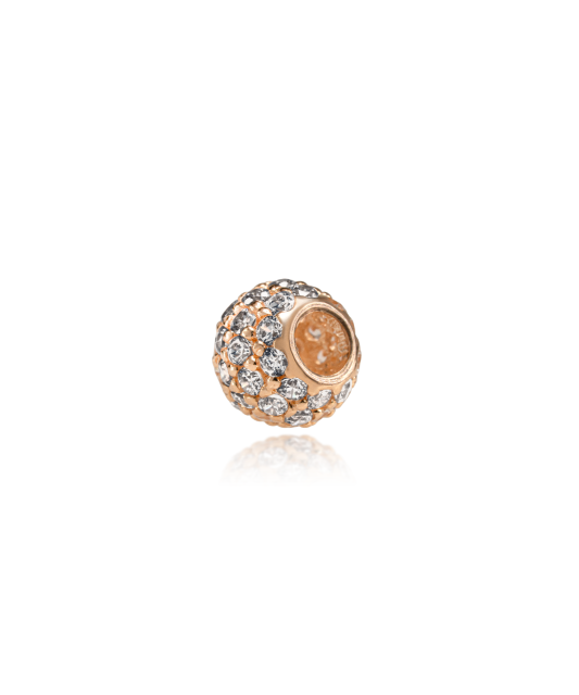 Gold pendant with zircons