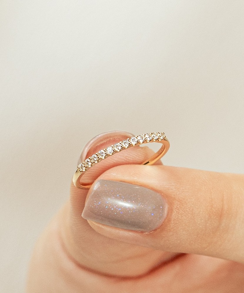Yellow Gold ring with diamonds