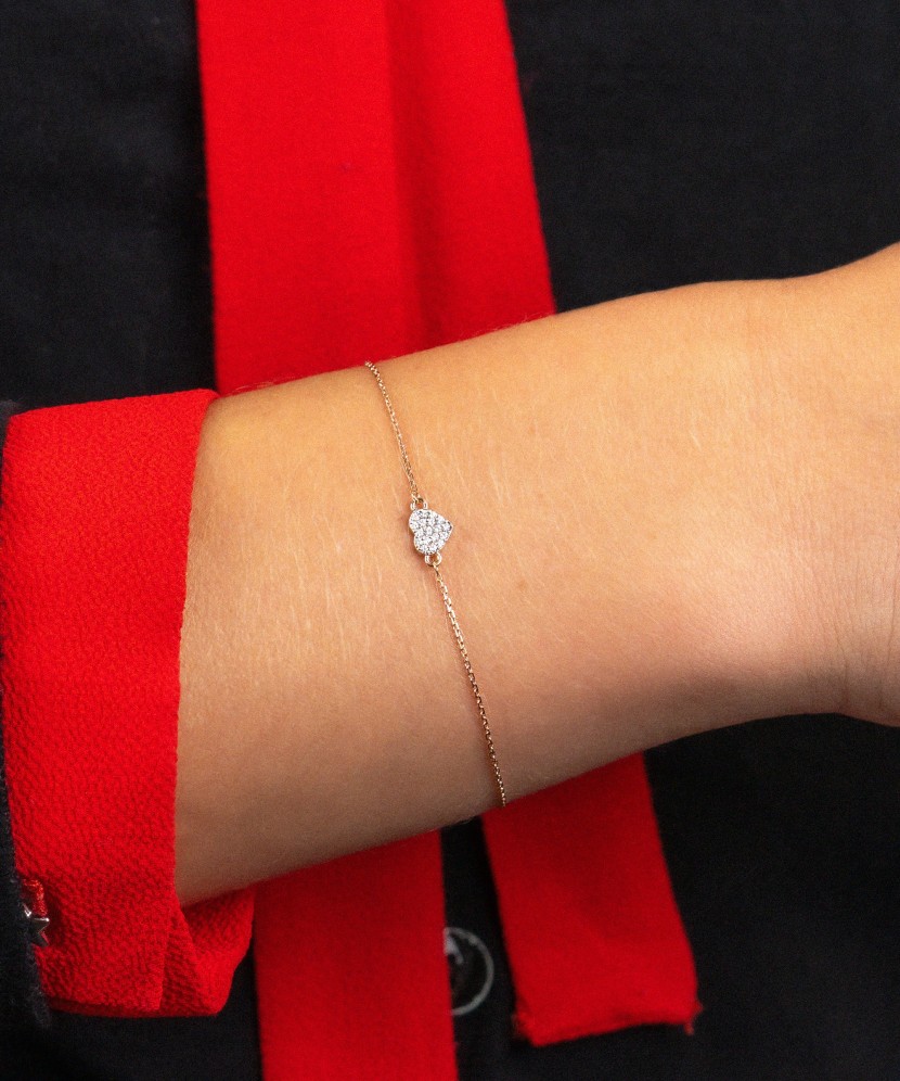 Gold bracelet with diamonds "Heart"