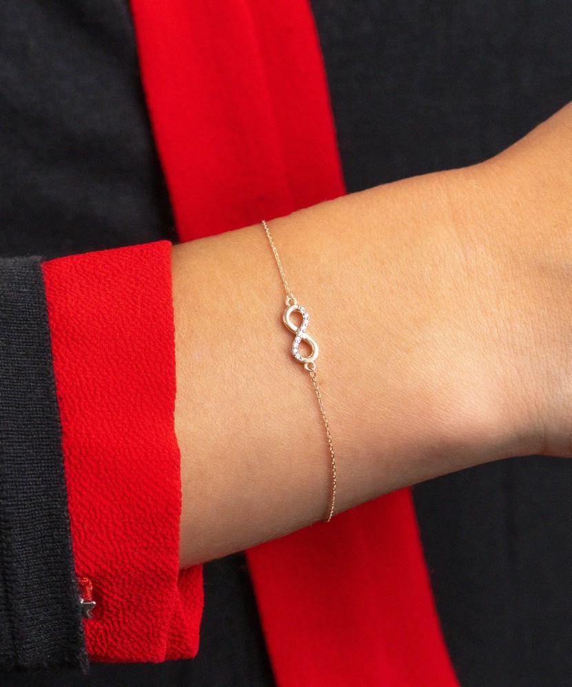 Gold bracelet with diamonds "Infinity"