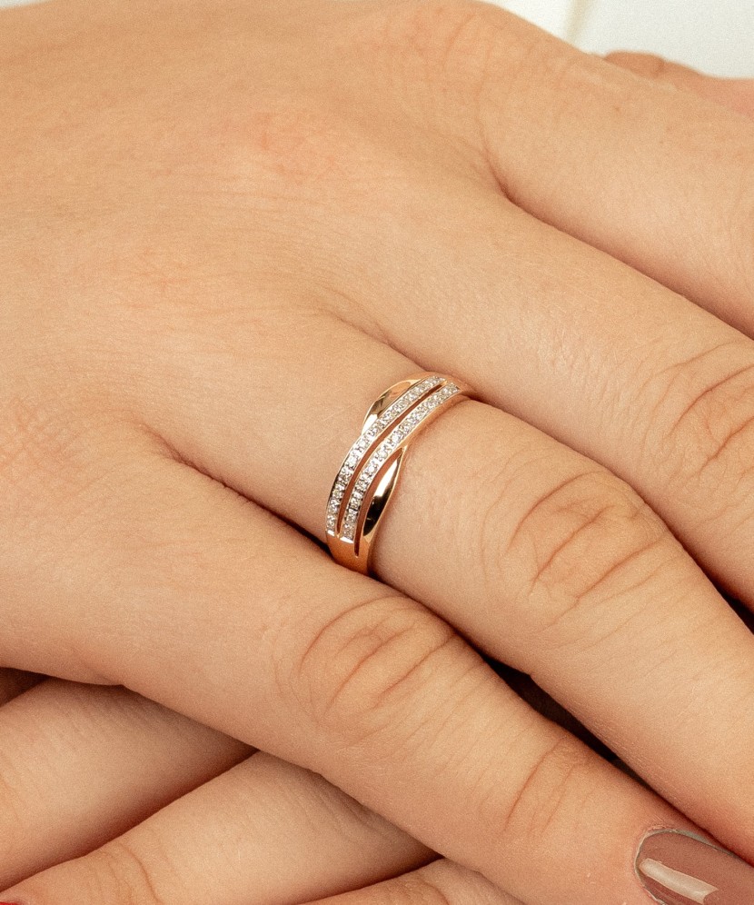 Gold ring with diamonds Gold ring with diamonds