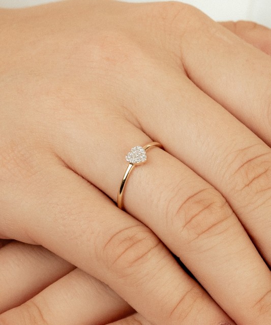 Yellow Gold ring with diamonds