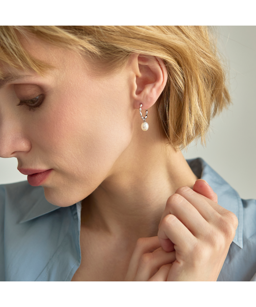 Sterling silver earrings with pearls