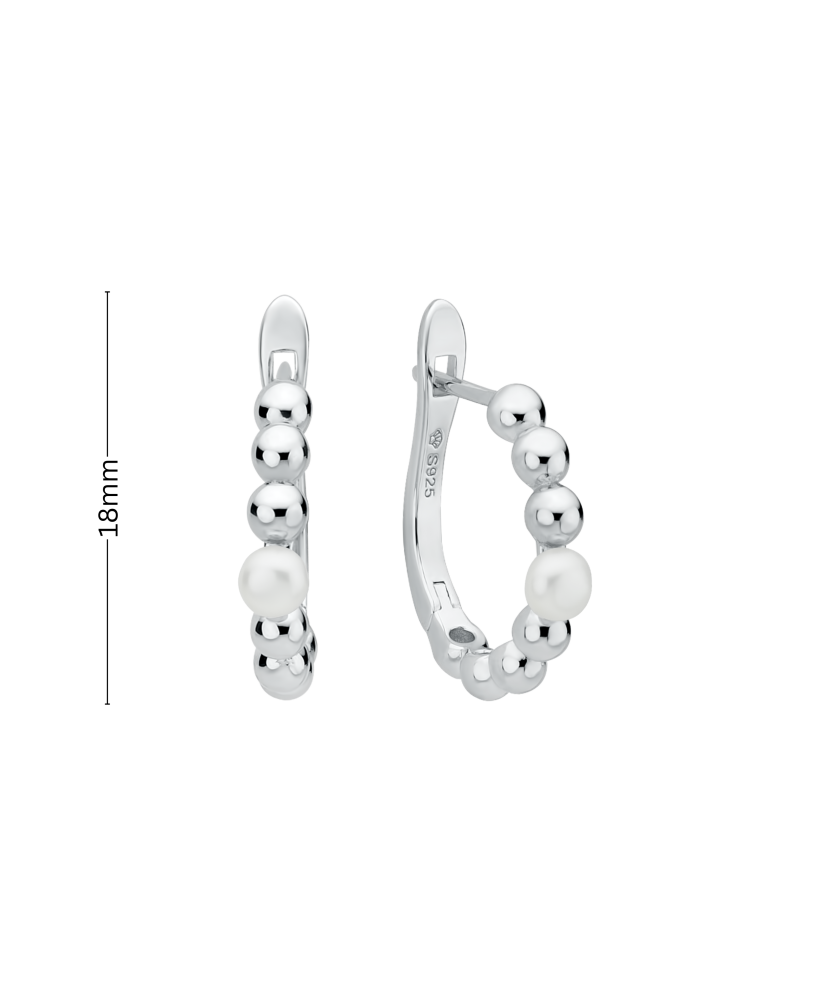 Sterling silver earrings with pearls