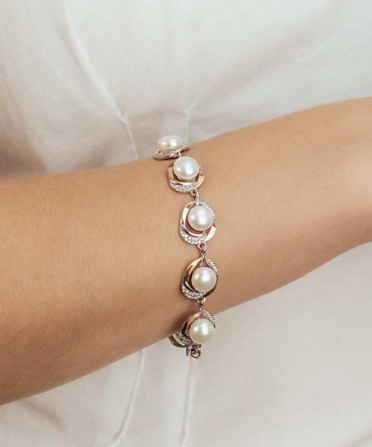 Sterling Silver bracelet with pearls gold plated