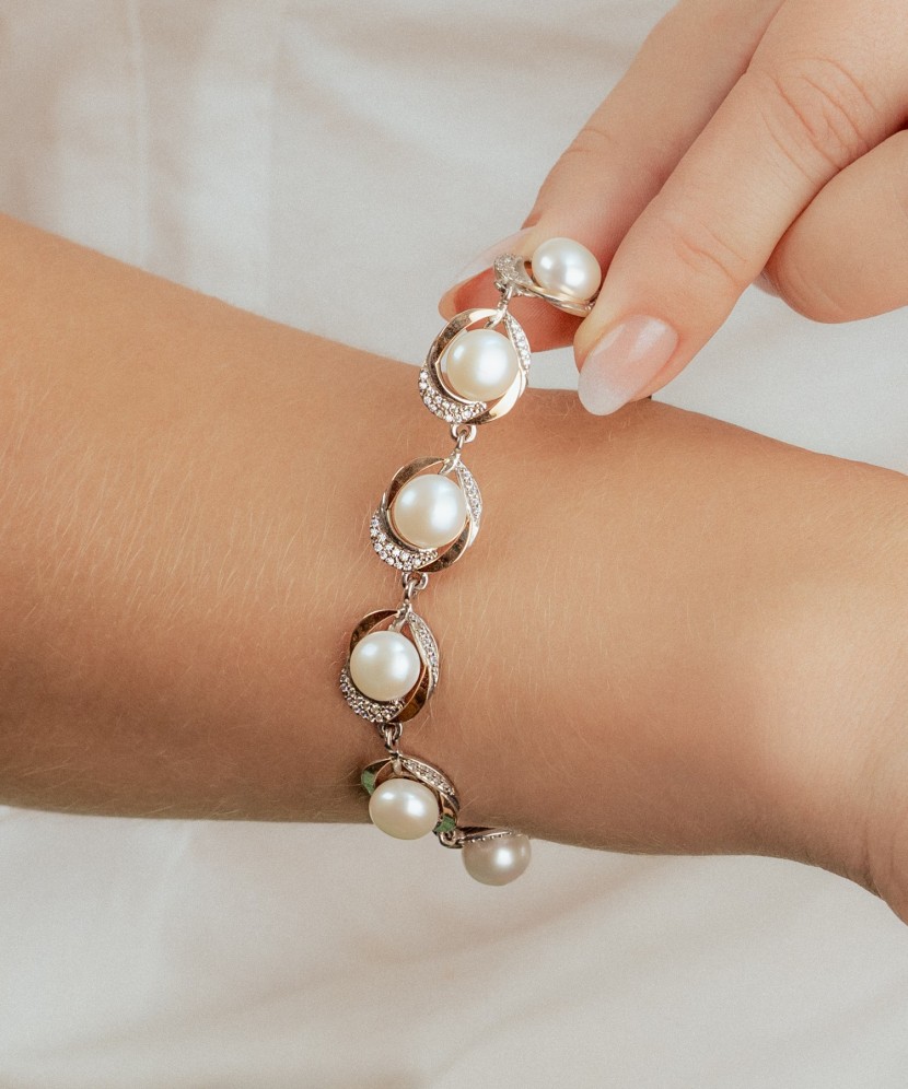 Sterling Silver bracelet with pearls gold plated