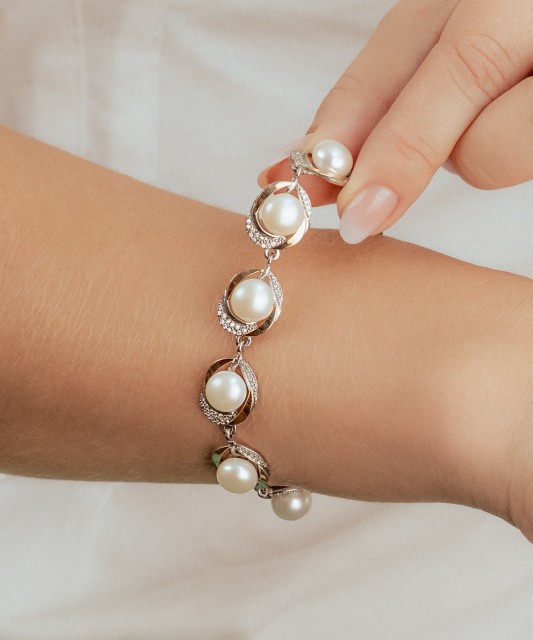Sterling Silver bracelet with pearls gold plated
