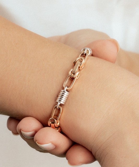 Gold bracelet