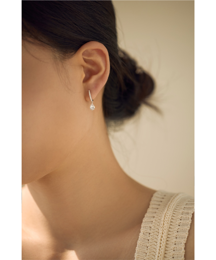 Серьги из серебра с цирконами