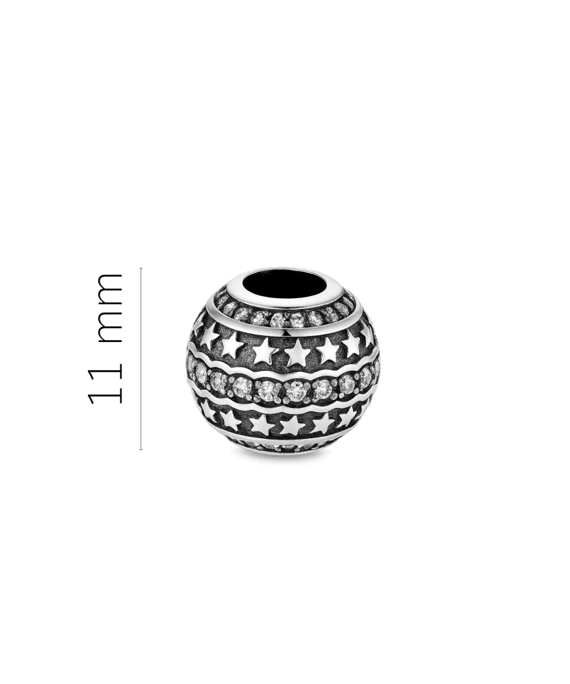 Sterling silver pendant with zircons