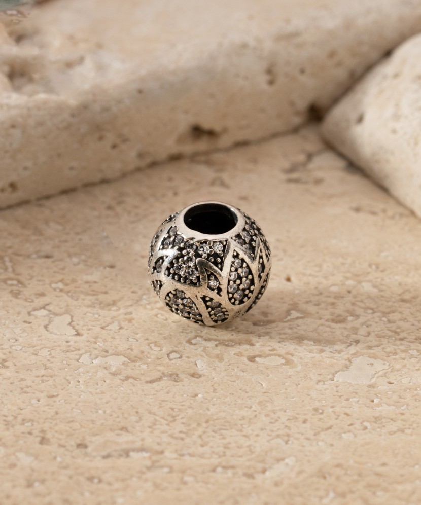 Позолоченная подвеска из серебра "Бочонок" с цирконами