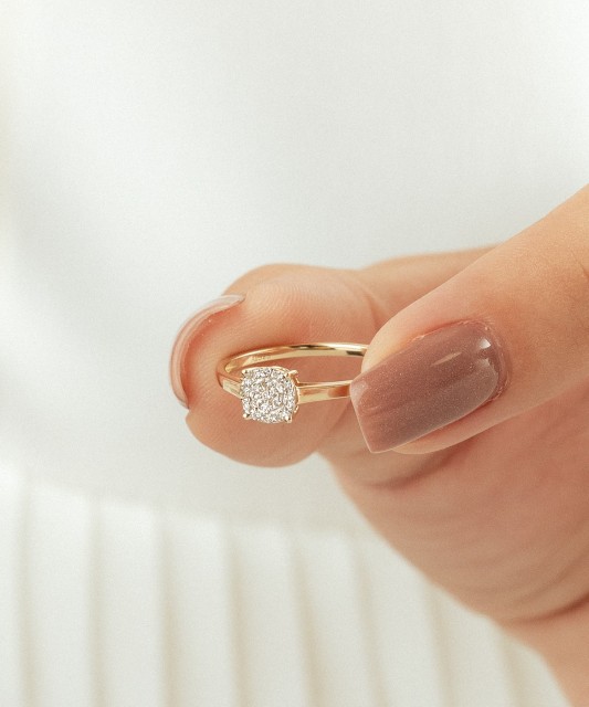 Yellow Gold ring with diamonds