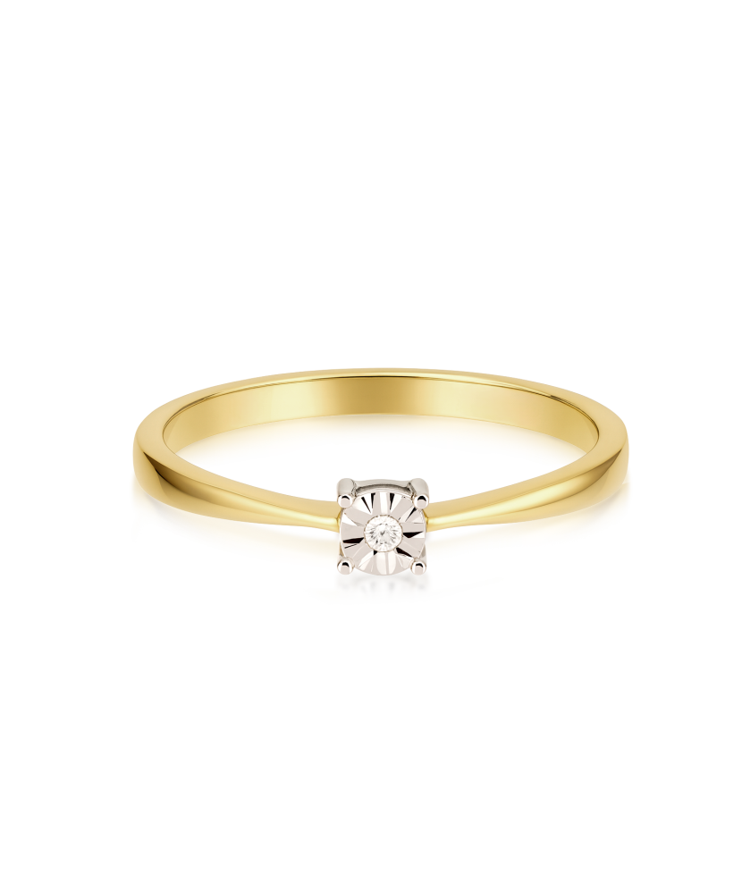 Yellow Gold ring with diamond
