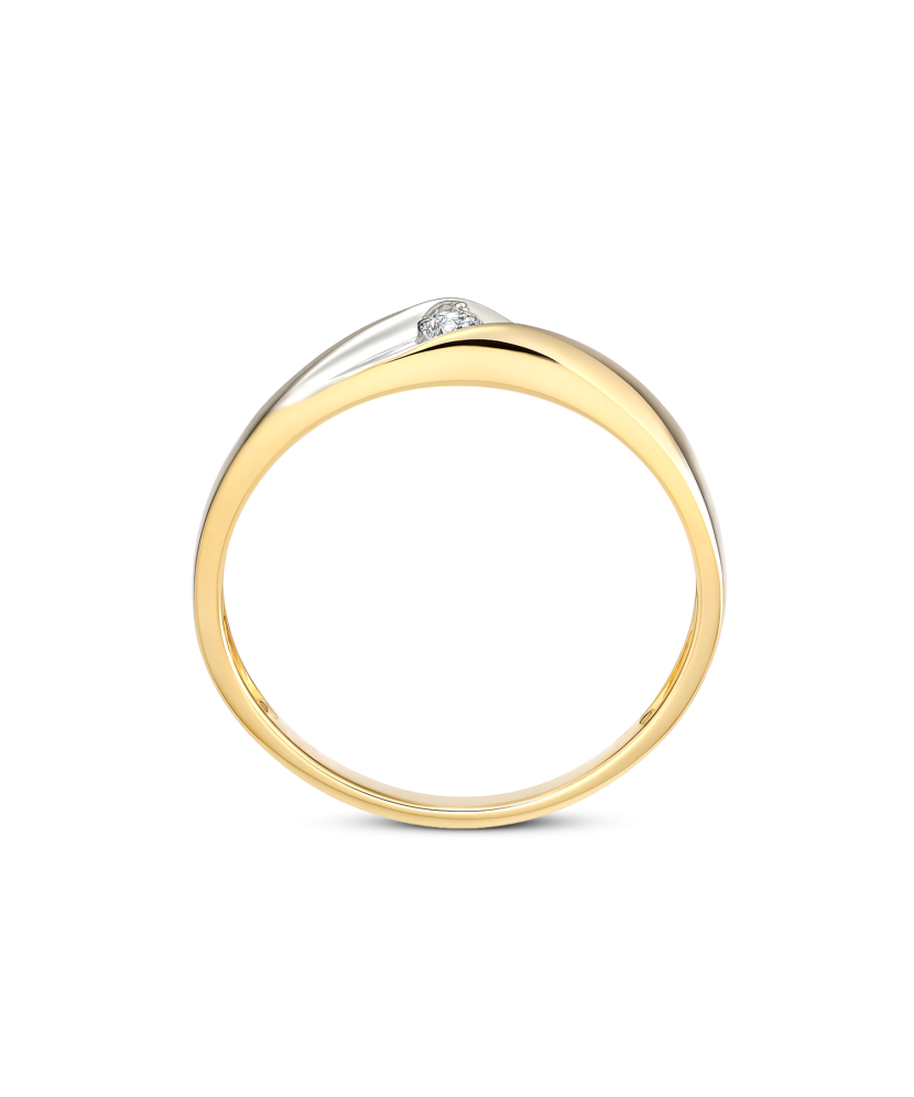 Yellow Gold ring with diamond