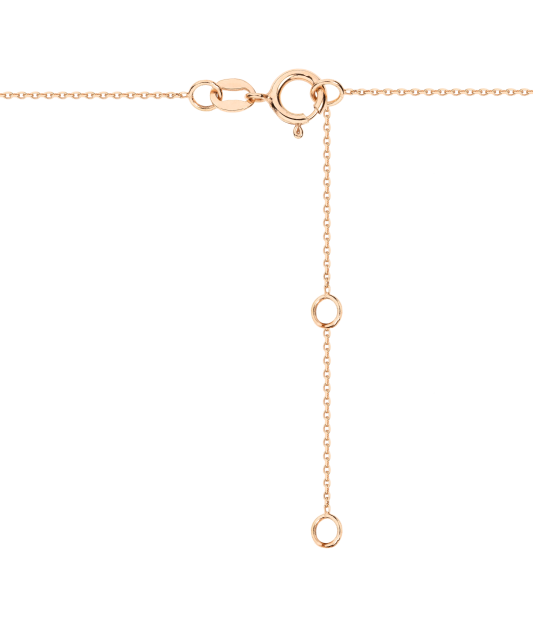 Gold chain with pendant