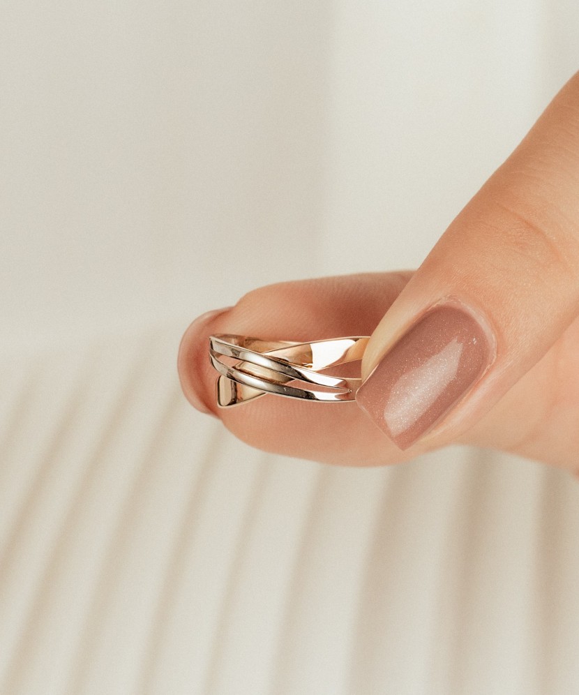 Gold ring