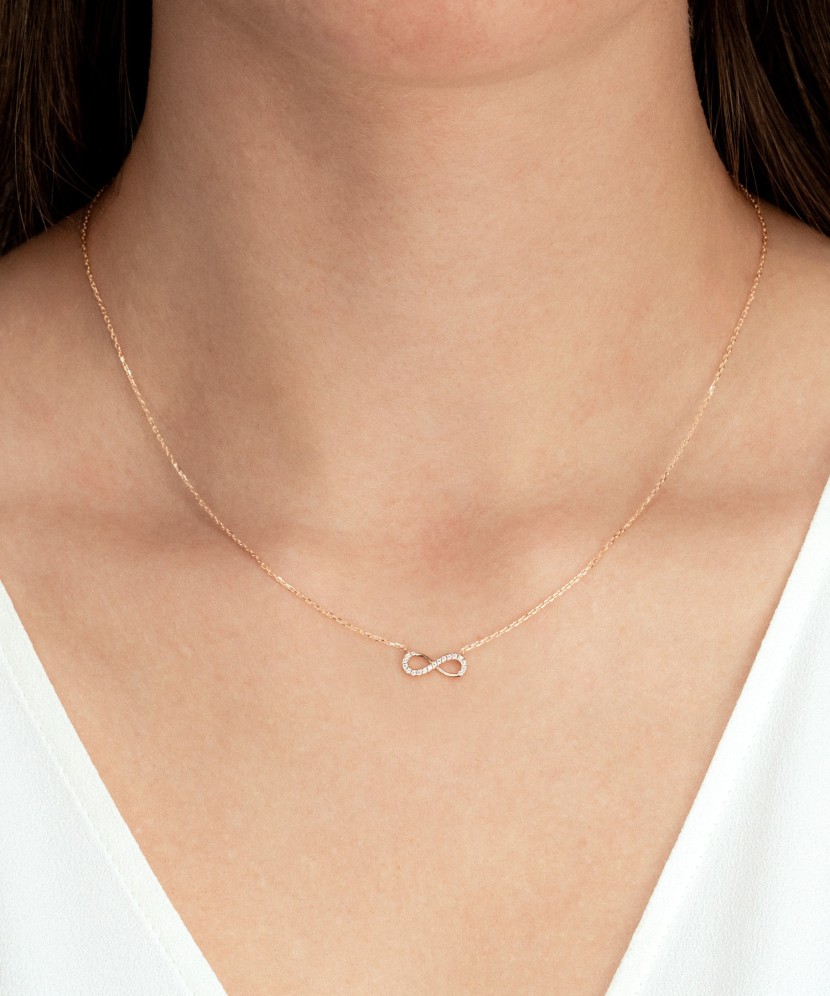 Gold chain with zirconium pendant "infinity"