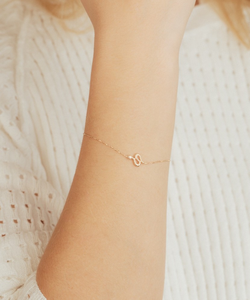 Gold bracelet