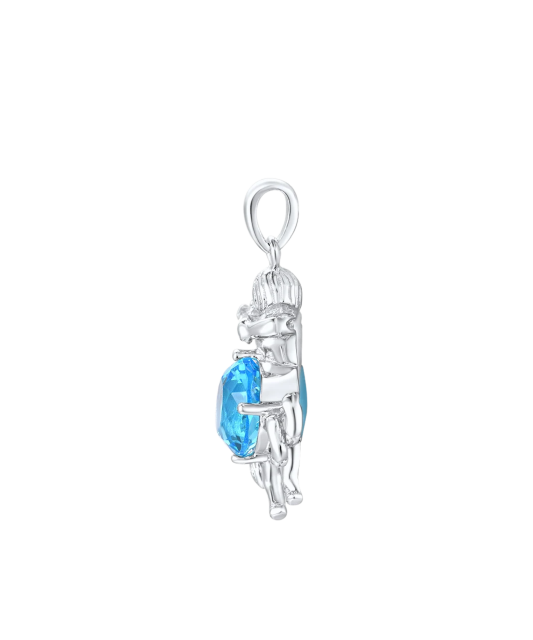 Sterling silver pendant with zircons