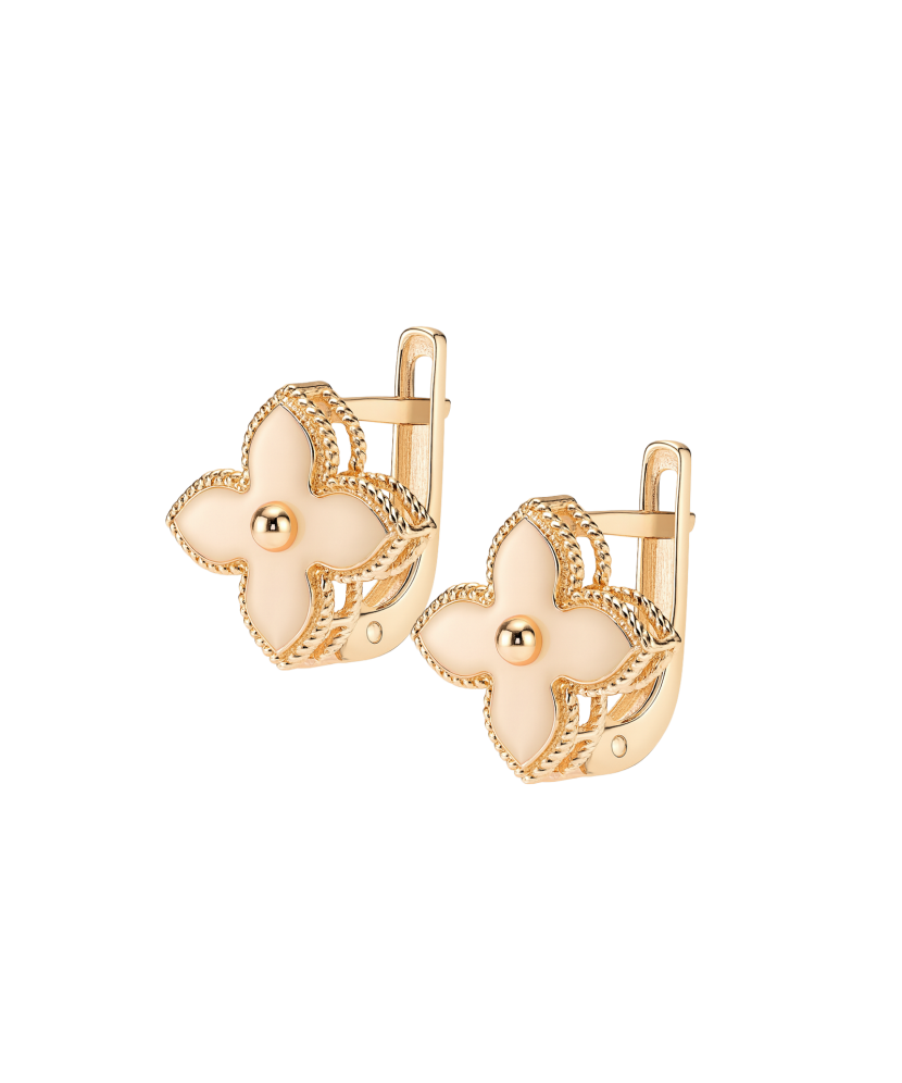 Gold earrings Gold earrings