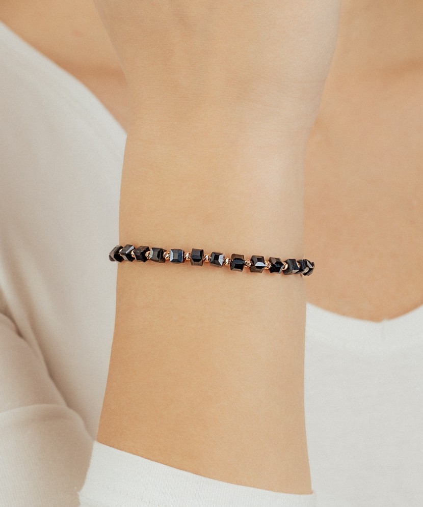 Black string bracelet with gold And Hematites Black string bracelet with gold And Hematites