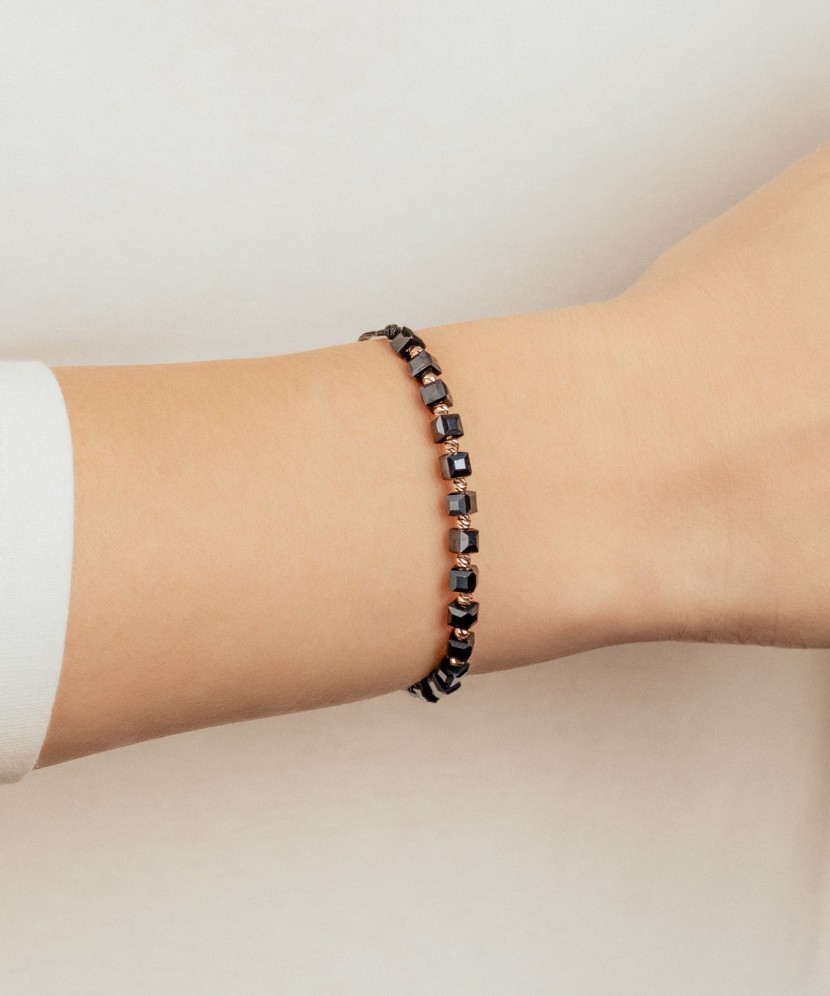 Black string bracelet with gold And Hematites Black string bracelet with gold And Hematites