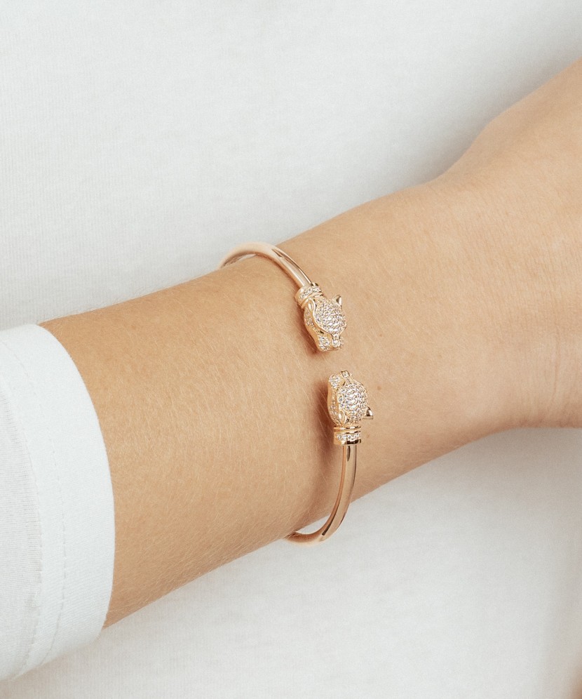 Gold bracelet with zircons Gold bracelet with zircons