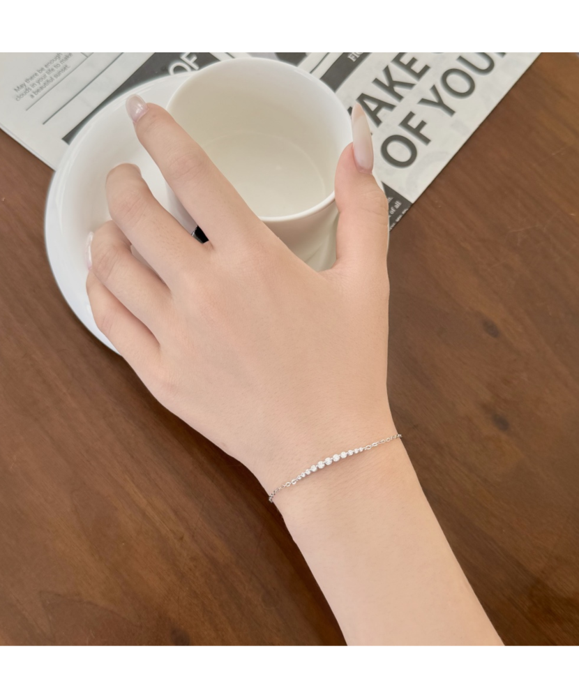 Sterling Silver bracelet with zircons