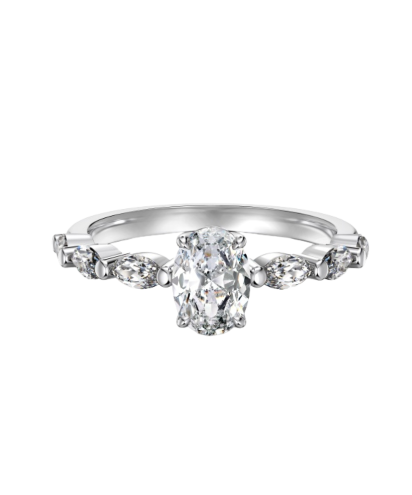 Sterling silver ring with zircons