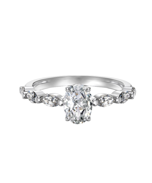 Sterling silver ring with zircons