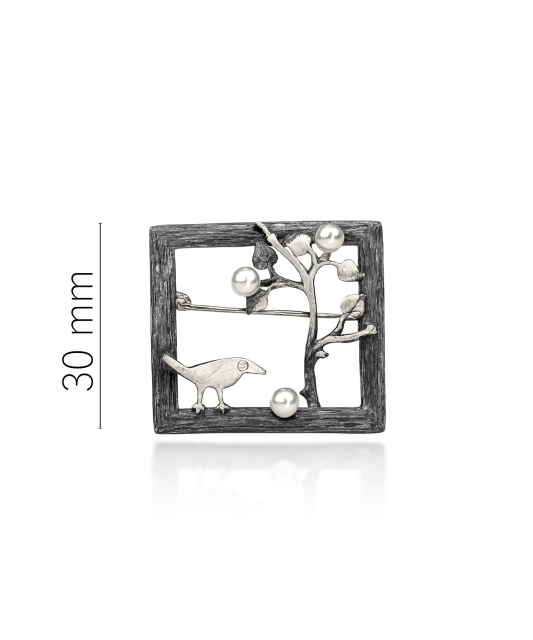 Sterling silver  brooch with pearl