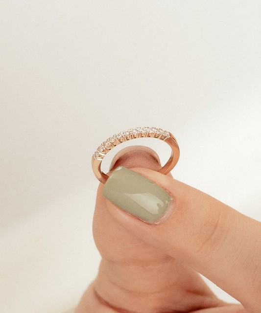 Золотое кольцо с бриллиантами