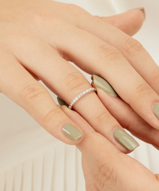 White gold ring with diamonds (0,18ct)