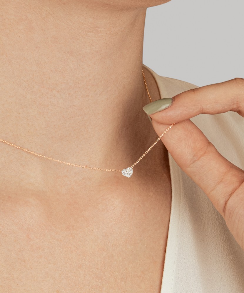 Yellow Gold chain with diamond pendant