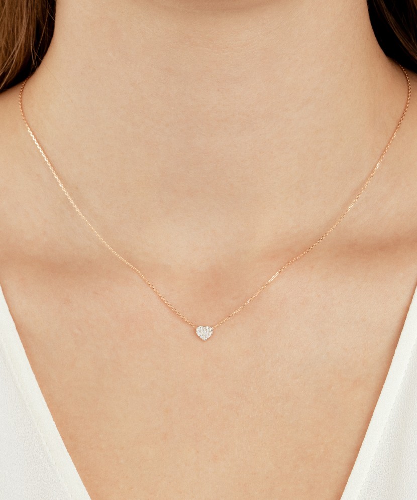 Gold chain with diamond pendant "Heart"