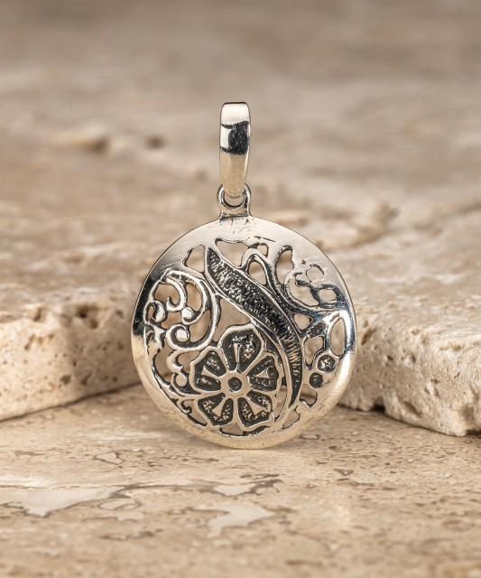 Sterling silver pendant