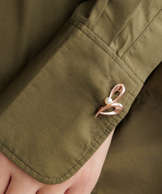 Позолоченная серебряная брошь с жемчугом