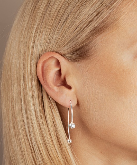 Sterling silver earrings with zircons