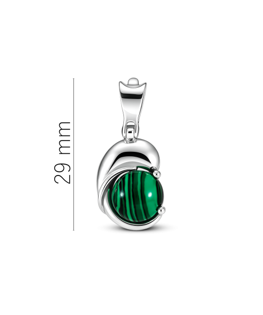 Sterling silver pendant with malachite