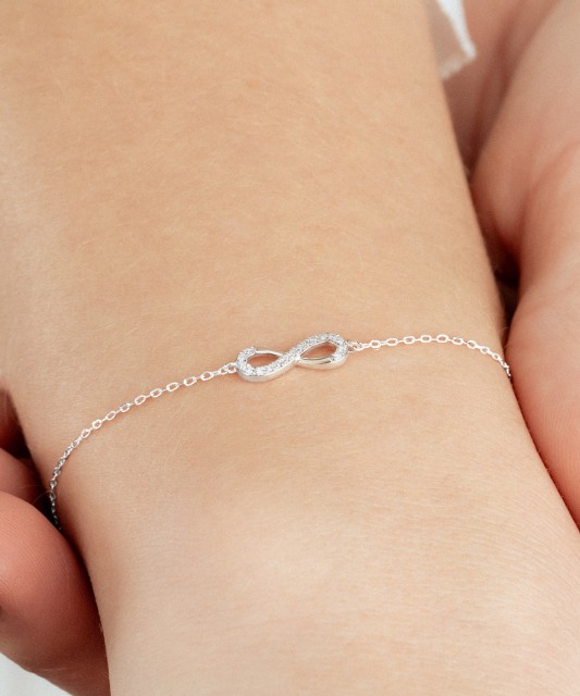 White gold bracelet with diamonds “Infinity”