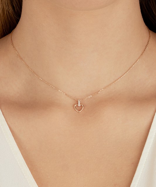 Золотой подвеска с алмазами "Сердечко"