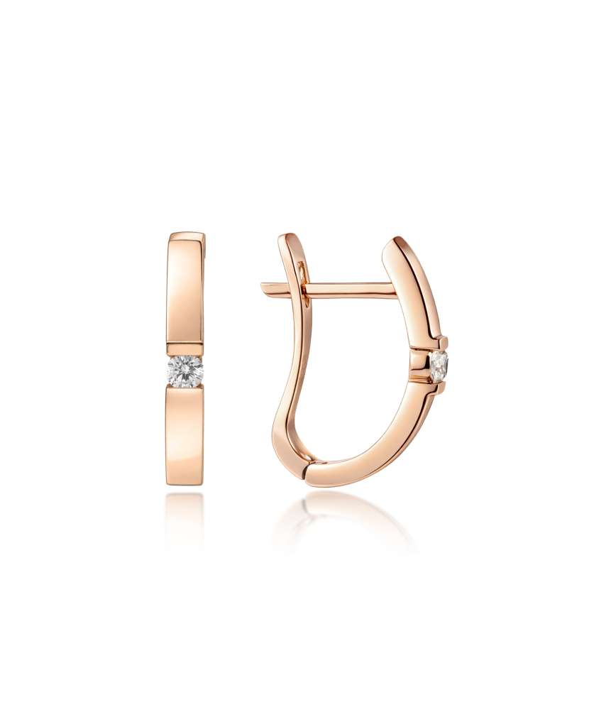 Gold earrings with diamonds