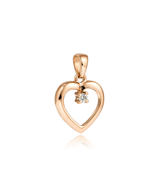 Gold pendant with diamond