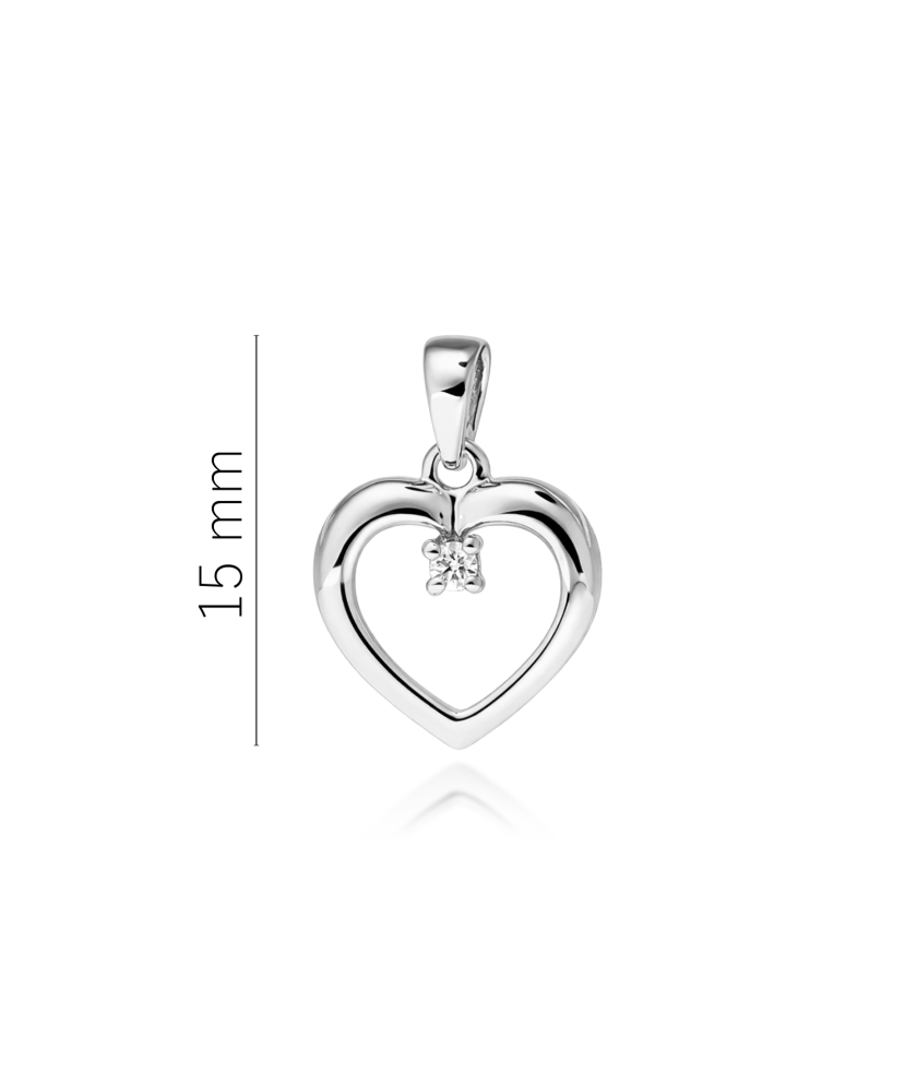 Gold pendant with diamond