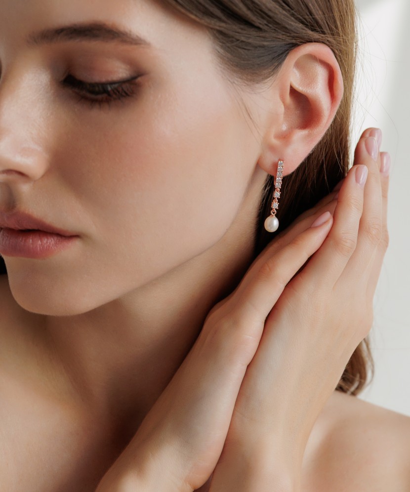 Gilded sterling silver earrings with pearls and zircons