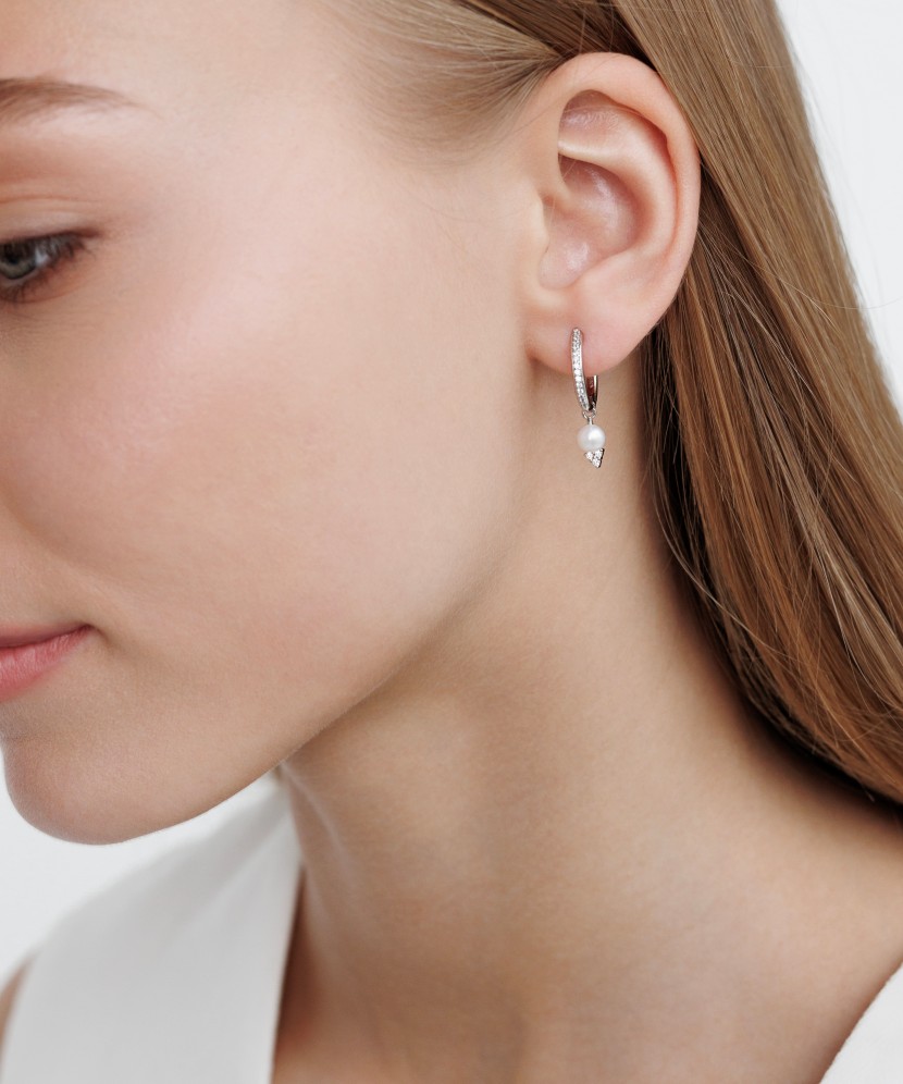 Серьги из серебра с жемчугом и цирконами