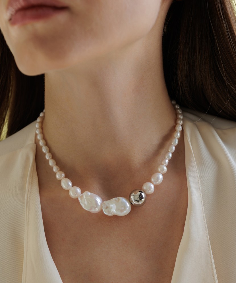 Pearl necklace with Kasumi pearls and silver